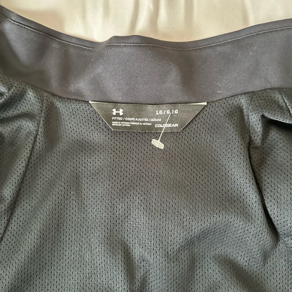 NEW WT UNDER ARMOUR COLDGEAR REACTOR‎ RUN VEST BLACK SIZE LARGE SLEEVLESS